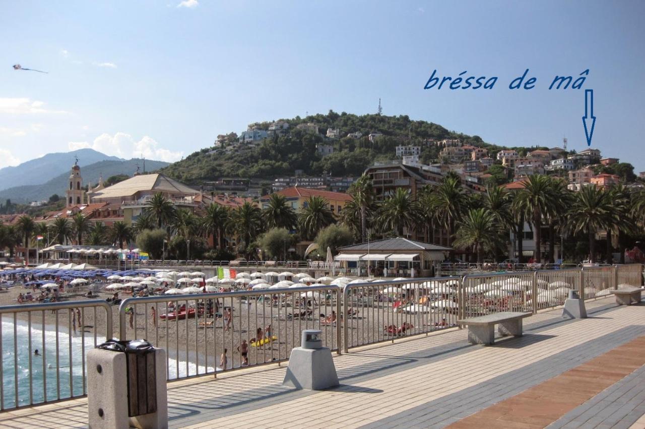 Bressa De Ma Affittacamere, Room & Breakfast Pietra Ligure Exterior foto